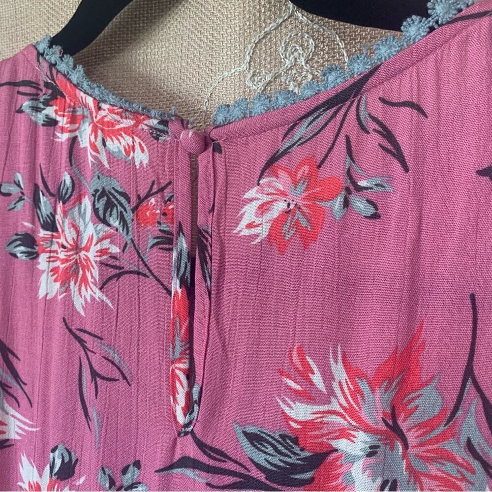 Umgee | Sleeveless Shift Keyhole Dress | Floral Print & Lace Bodice | Sage-Mint - Picture 8 of 15